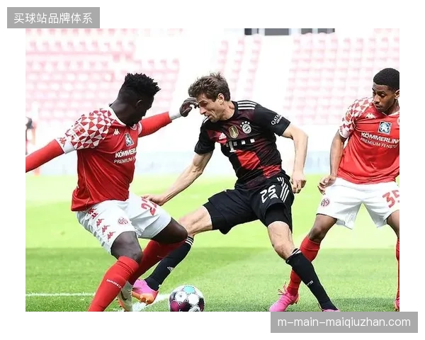 佩德里伤愈后状态回升，弗里克围绕其技术特点进行针对性轮换保护